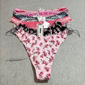 Victoria’s Secret PINK Thongs Size M
